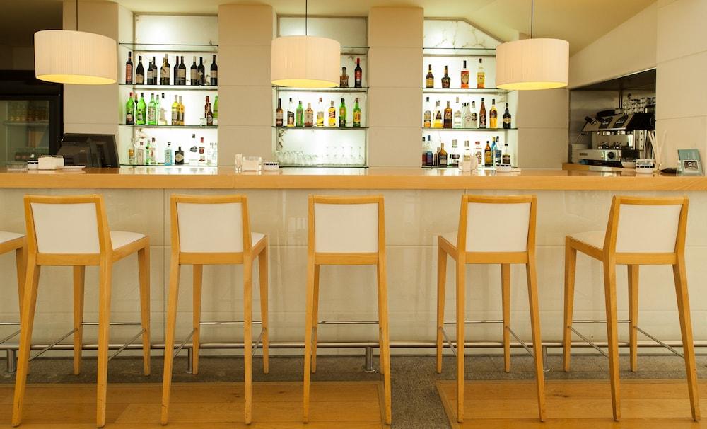 유로스타 산 라자로 산티아고데콤포스텔라 외부 사진
